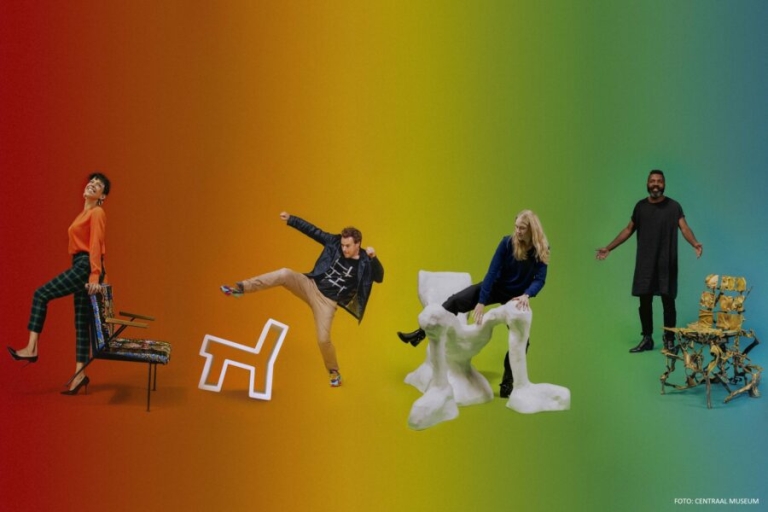 DE STOEL CENTRAAL stoel neemt stelling