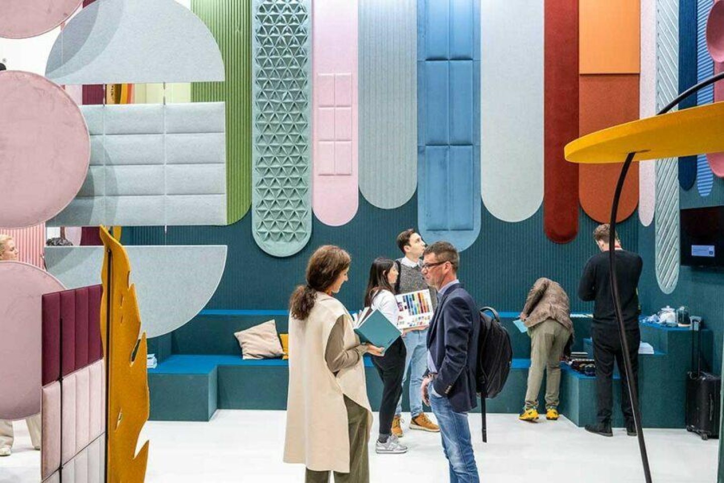 de trend is kleur orgatec 2022